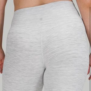 Lululemon Wunder Under leggings